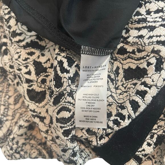 Lost + Wander lace Above The Knee Dress in Cream/Black W/Velvet waist detail  L - Picture 9 of 11